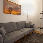 Urban Living Unter Den Daechern Der Goettinger Altstadt Göttingen