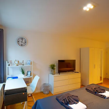 Urban Living Unter Den Daechern Der Goettinger Altstadt Homestay *