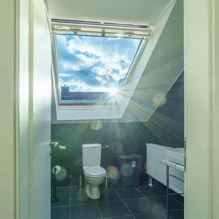 Urban Living Unter Den Daechern Der Goettinger Altstadt Homestay Gottingen