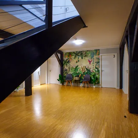 Urban Living Unter Den Daechern Der Goettinger Altstadt