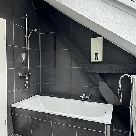 Urban Living Unter Den Daechern Der Goettinger Altstadt Homestay *