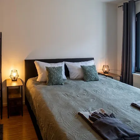 Homestay Urban Living Unter Den Daechern Der Goettinger Altstadt *