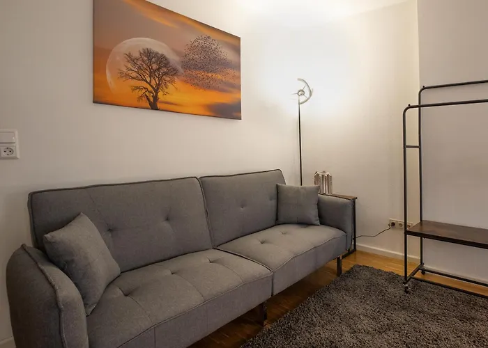 Urban Living Unter Den Daechern Der Goettinger Altstadt Göttingen